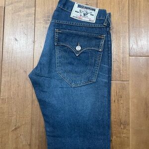True Religion denim : slim strait